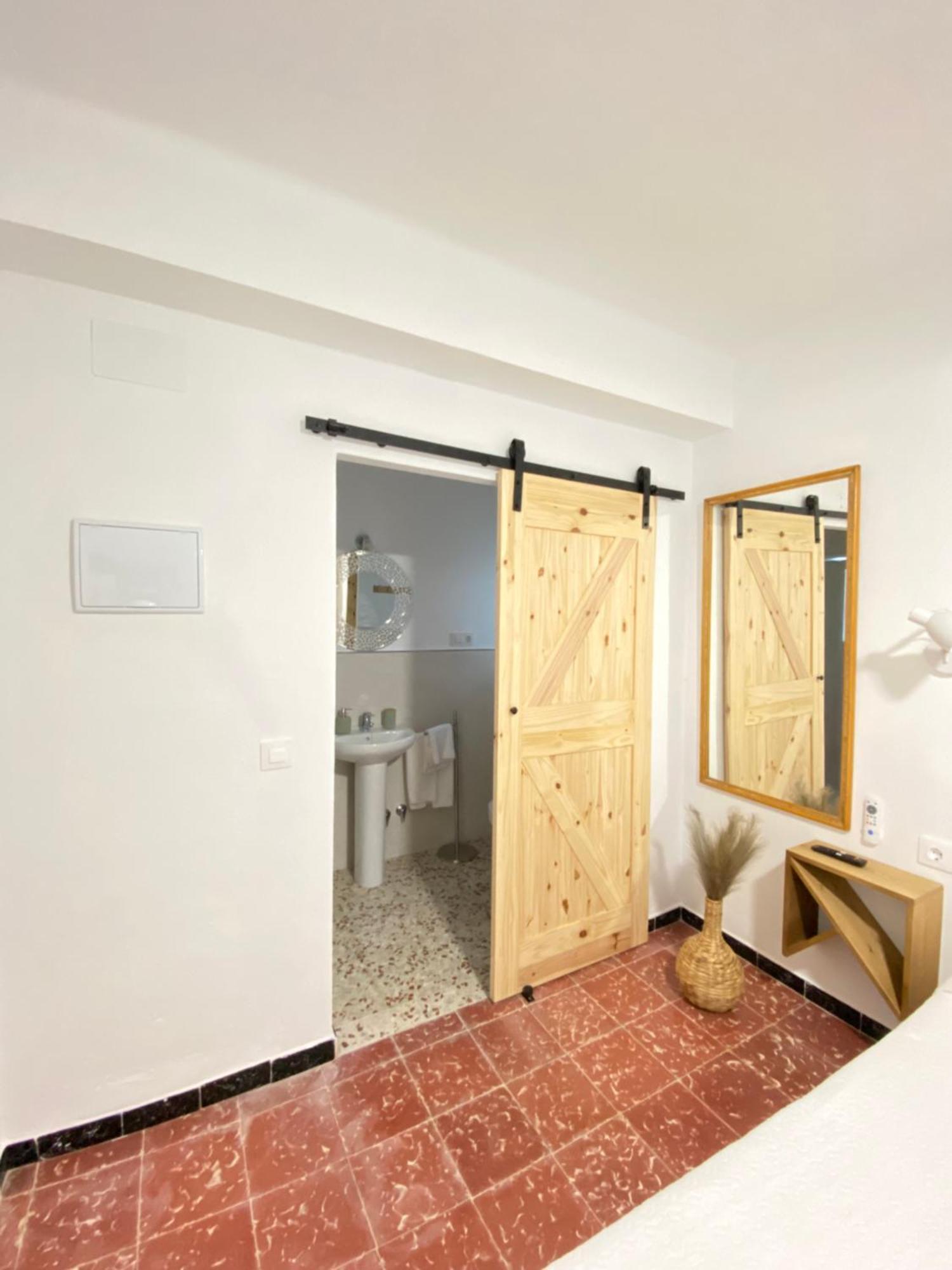 Hotel Casa Fina - Adults Recommended โกนิล เด ลาฟรอนเตรา ภายนอก รูปภาพ