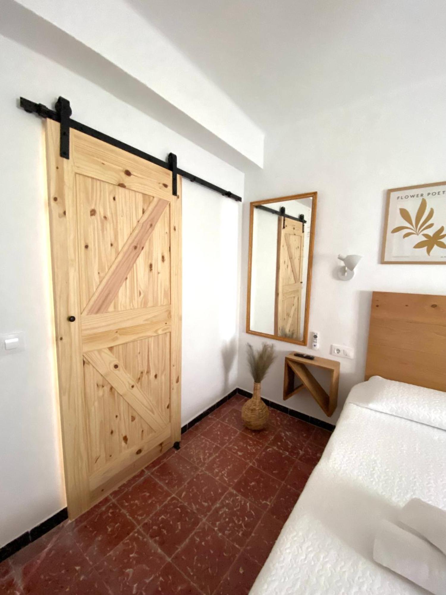 Hotel Casa Fina - Adults Recommended โกนิล เด ลาฟรอนเตรา ภายนอก รูปภาพ