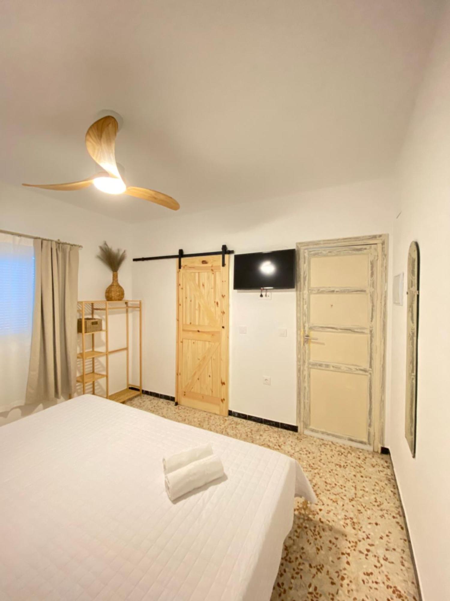 Hotel Casa Fina - Adults Recommended โกนิล เด ลาฟรอนเตรา ภายนอก รูปภาพ