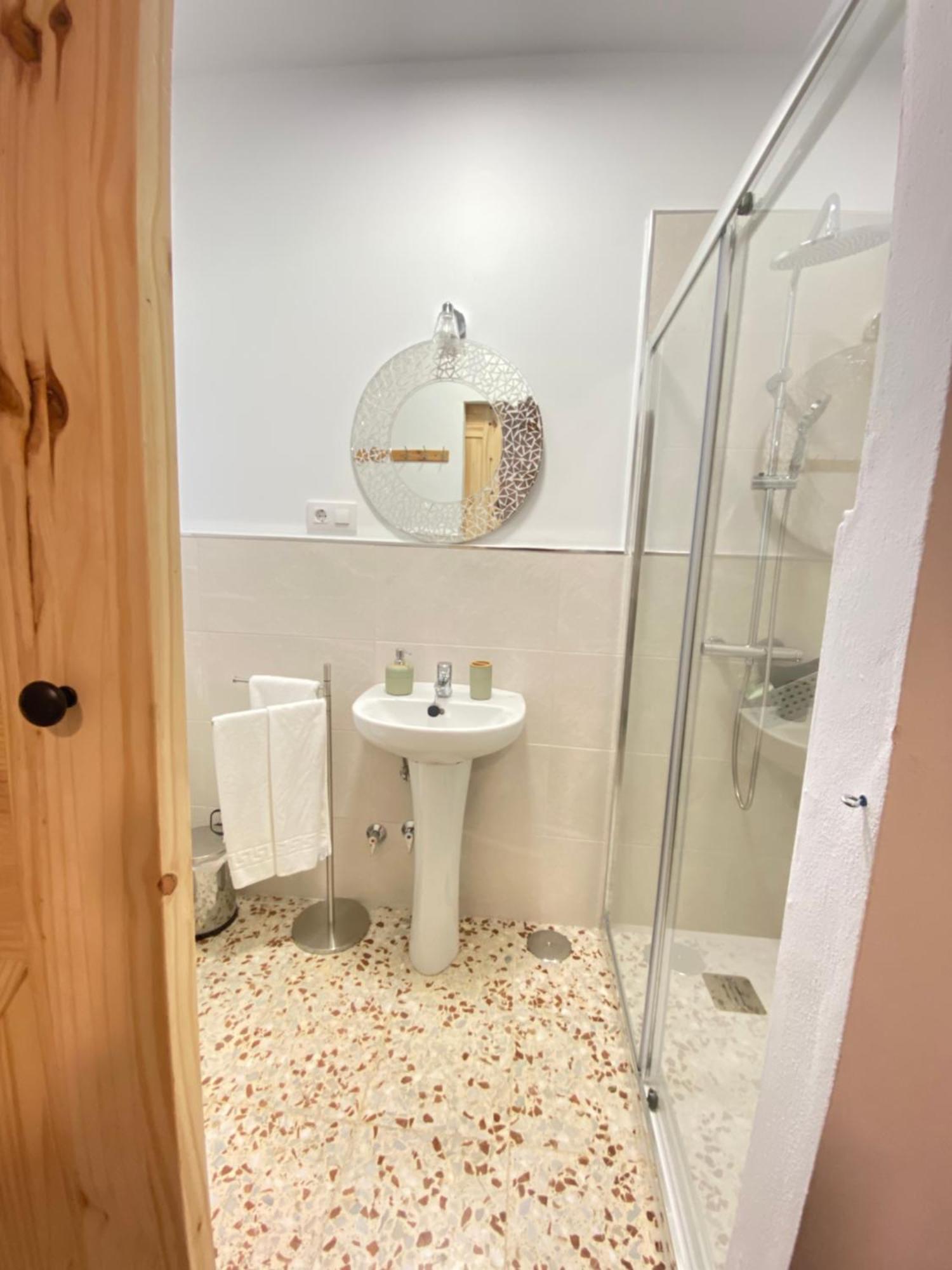 Hotel Casa Fina - Adults Recommended โกนิล เด ลาฟรอนเตรา ภายนอก รูปภาพ