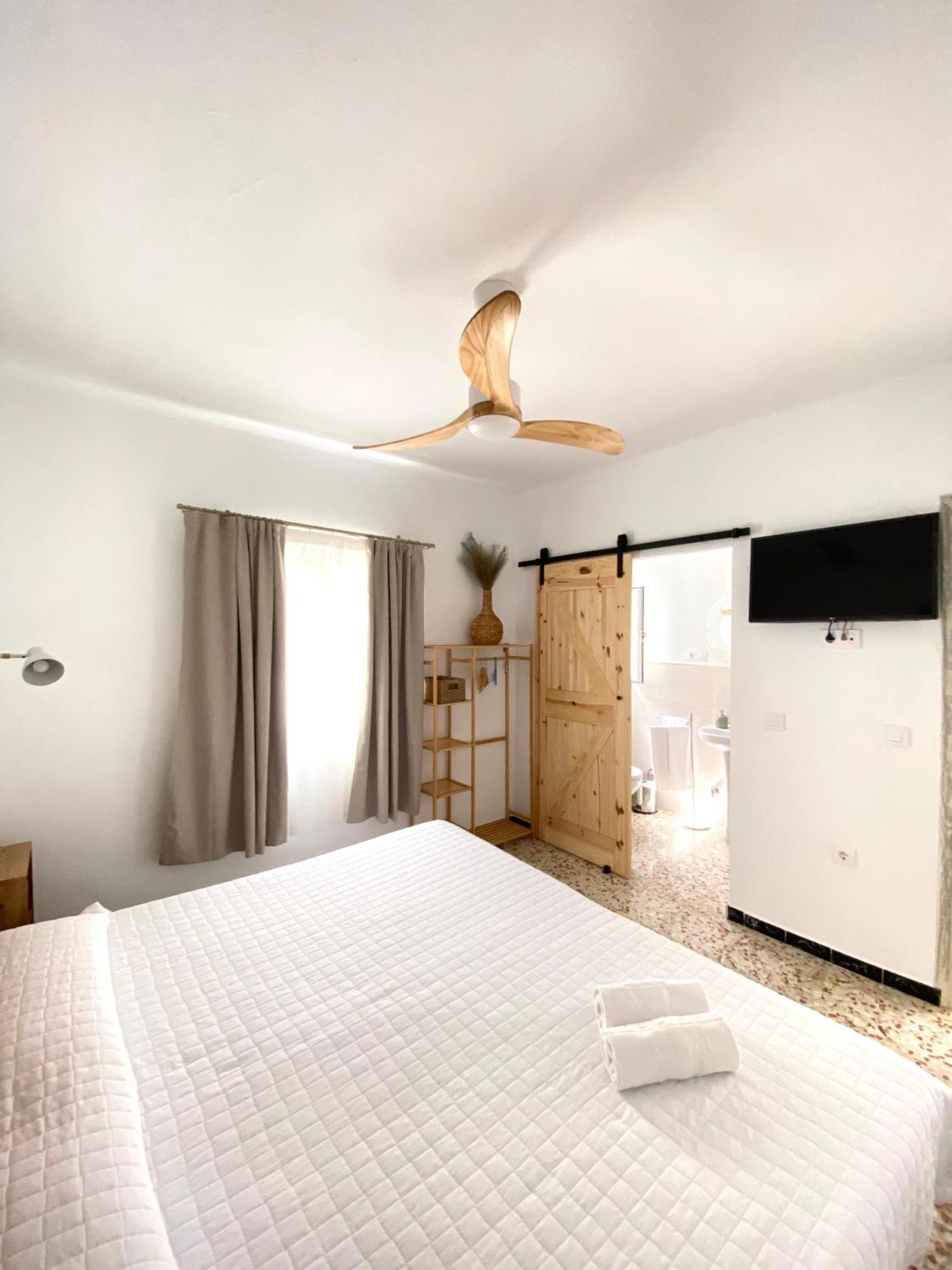 Hotel Casa Fina - Adults Recommended โกนิล เด ลาฟรอนเตรา ภายนอก รูปภาพ