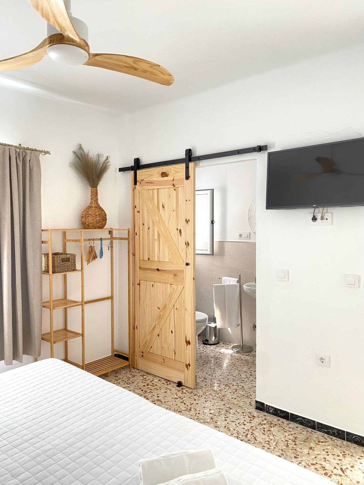 Hotel Casa Fina - Adults Recommended โกนิล เด ลาฟรอนเตรา ภายนอก รูปภาพ