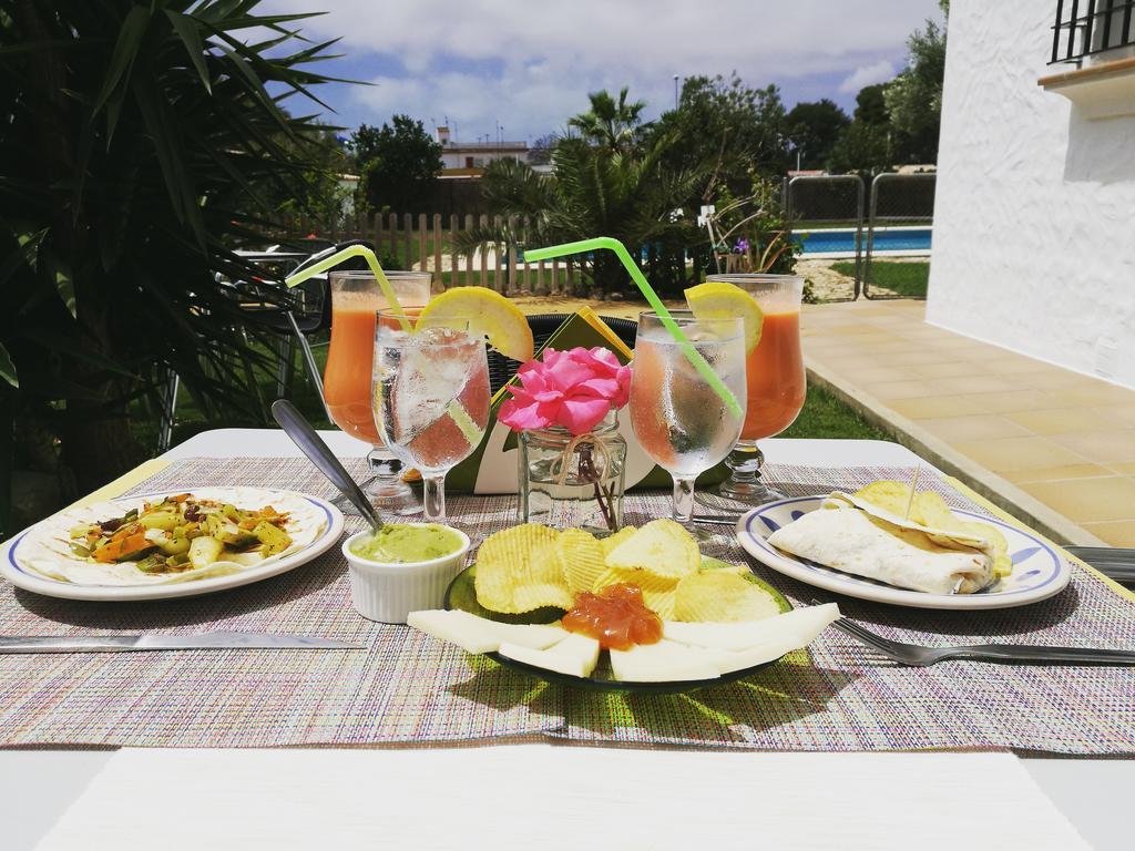Hotel Casa Fina - Adults Recommended โกนิล เด ลาฟรอนเตรา ภายนอก รูปภาพ